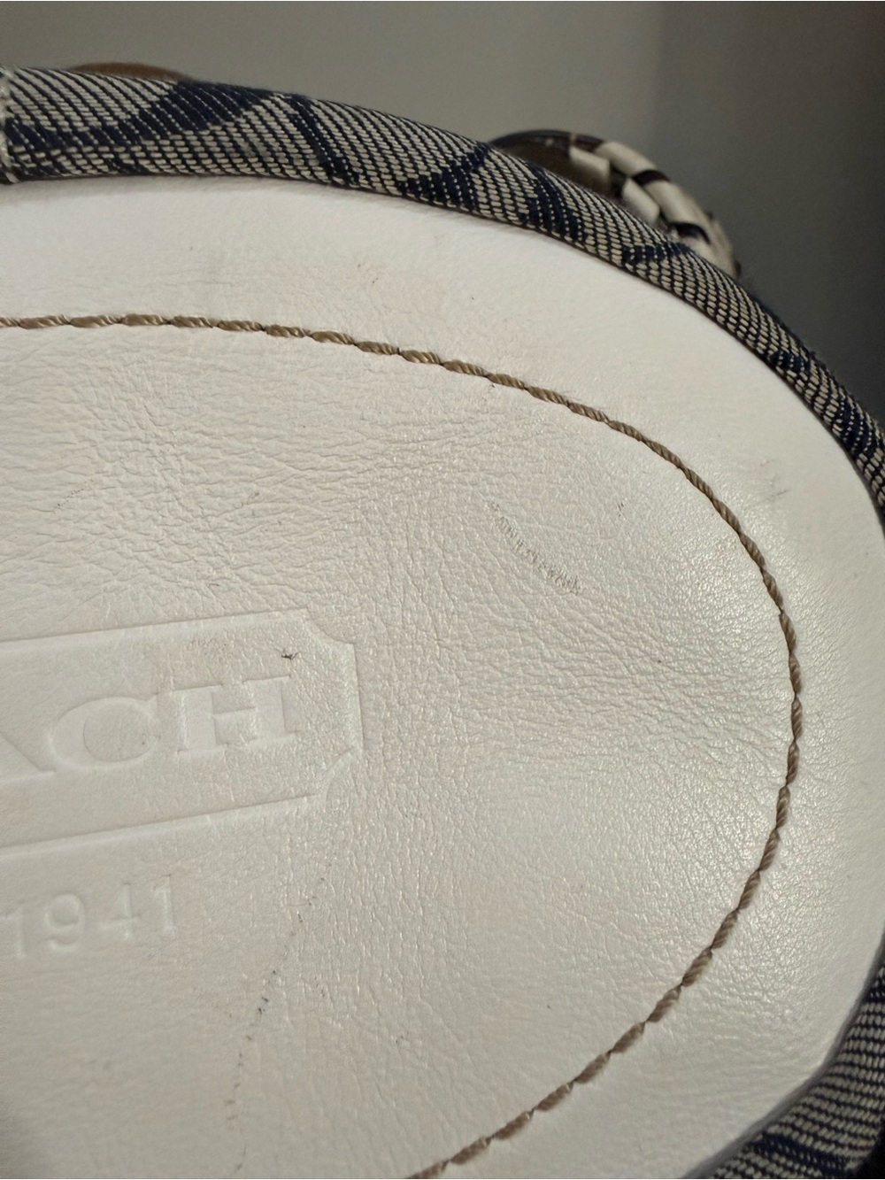 Coach 2007 Bleecker Signature Denim Bucket Bag Blue Canvas White Leather Y2K - Picture 12 of 13